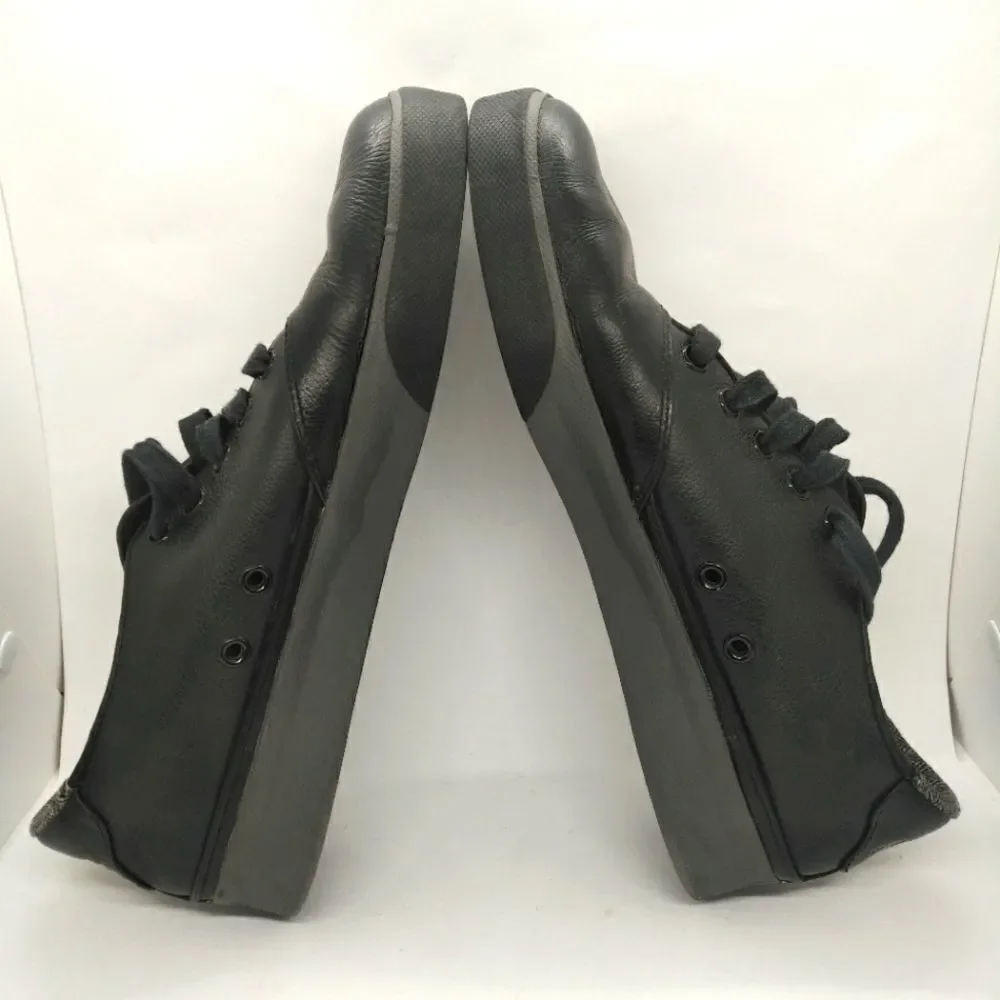 Nike used pre
